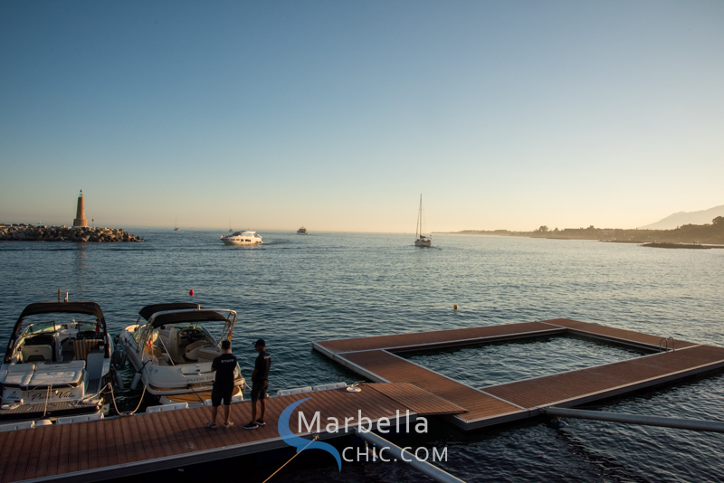 Apertura de 1970 Yacht Club en Puerto Banús