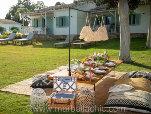 boho club marbella picnic