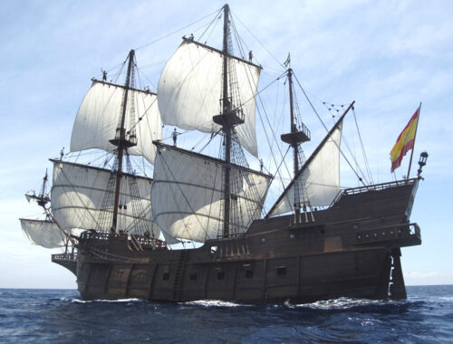 galeón en puerto banús