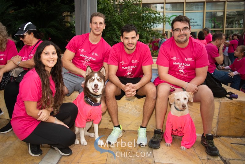 XII Carrera contra el cáncer de mama "Marea Rosa" en Marbella