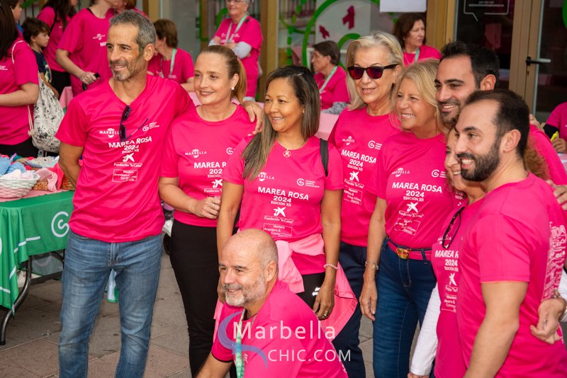 XII Carrera contra el cáncer de mama "Marea Rosa" en Marbella