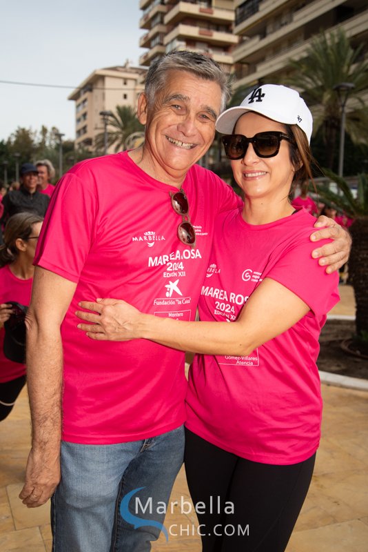 XII Carrera contra el cáncer de mama "Marea Rosa" en Marbella