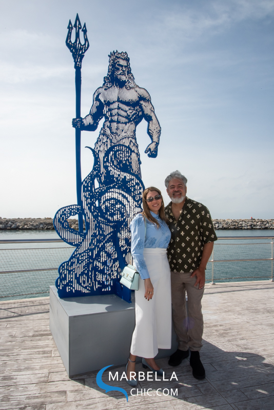 Marcos Marín lleva su arte a Puerto Banús con la majestuosa escultura de Poseidón