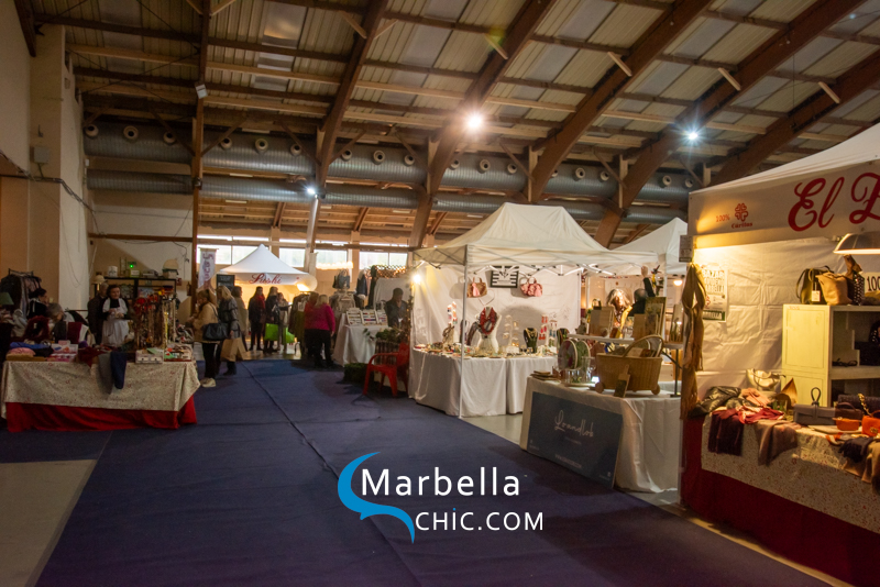 Inauguración de la XX edición del Bazar de Navidad de Cáritas Marbella